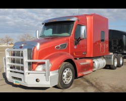 2019 Peterbilt 579 Trucks for sale