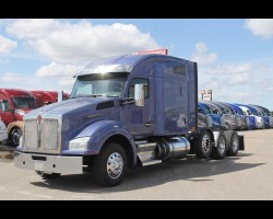 2021 Kenworth T880 Trucks for sale