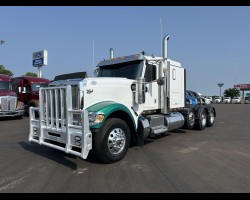 2017 International 9900i Trucks for sale