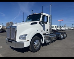 2026 Kenworth T880 Trucks for sale