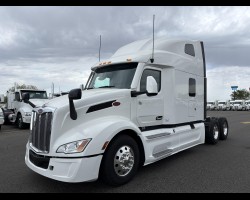 2023 Peterbilt 579 Trucks for sale