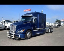 2024 Kenworth T680 Trucks for sale